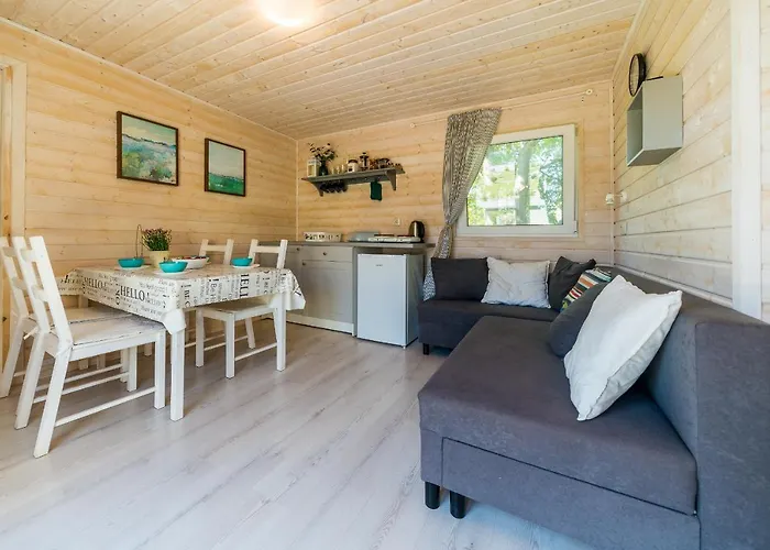 U Polki بيت خشبي Slawoszyno